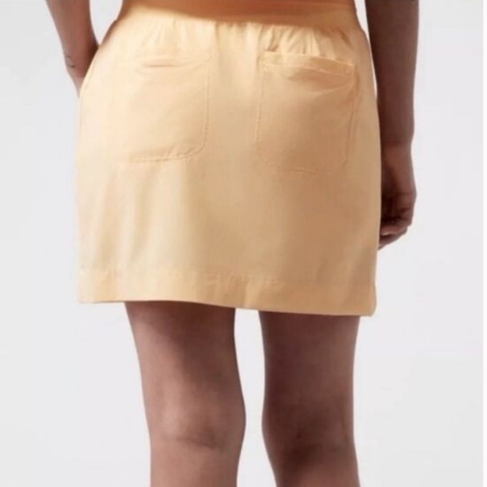 Athleta Brooklyn Mid Rise 16" Skort Yellow Skirt Workout - Picture 2 of 6